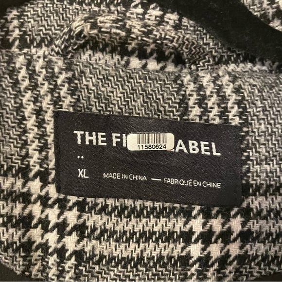 Grey Plaid Tailored Coat, Size XL - Picture 8 of 12